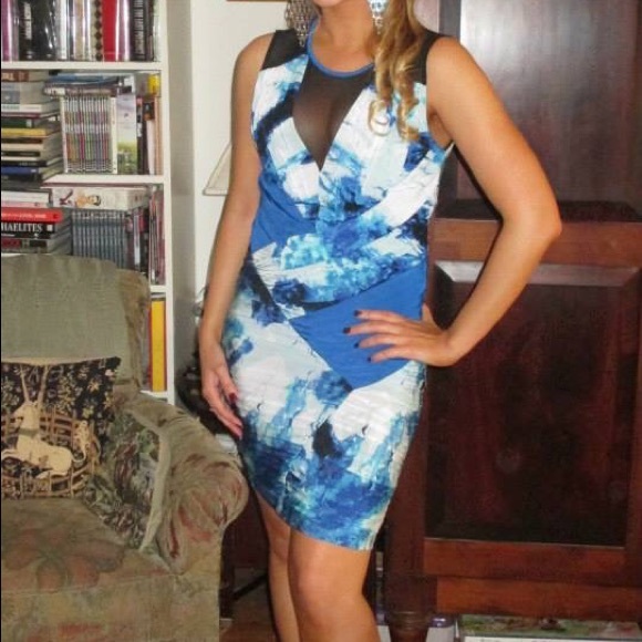 bebe Dresses & Skirts - Sexy blue & white patterned cocktail Bebe dress